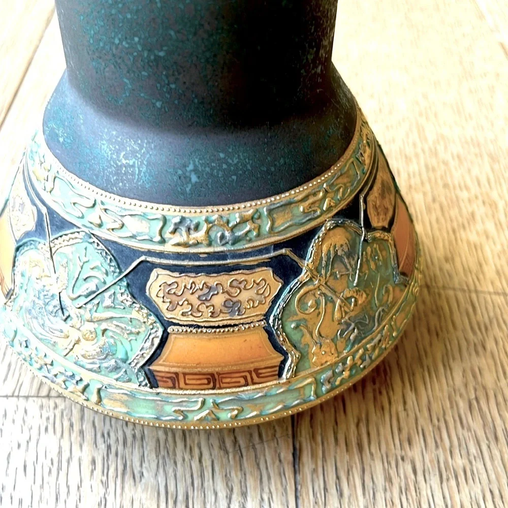 Nippon Morimura Hand Painted Amphora Vase Circa 1911-1921